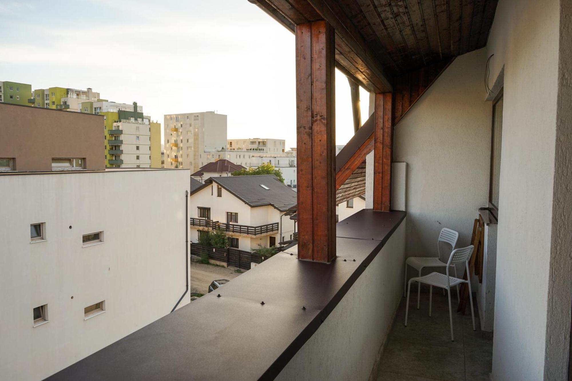 Mirandis Apartments - Comfort & Private Parking Near Coresi Mall Braşov Eksteriør bilde