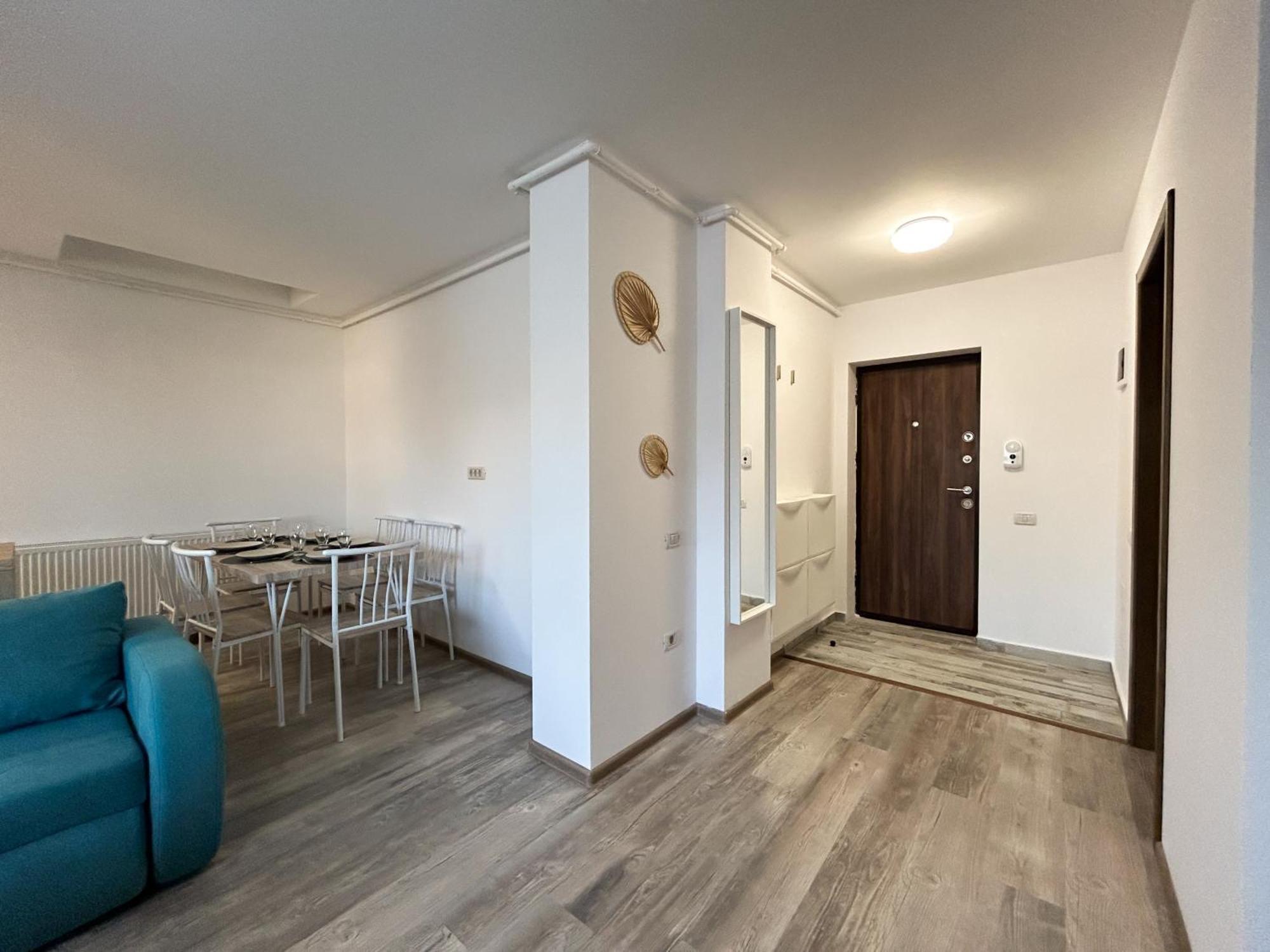 Mirandis Apartments - Comfort & Private Parking Near Coresi Mall Braşov Eksteriør bilde
