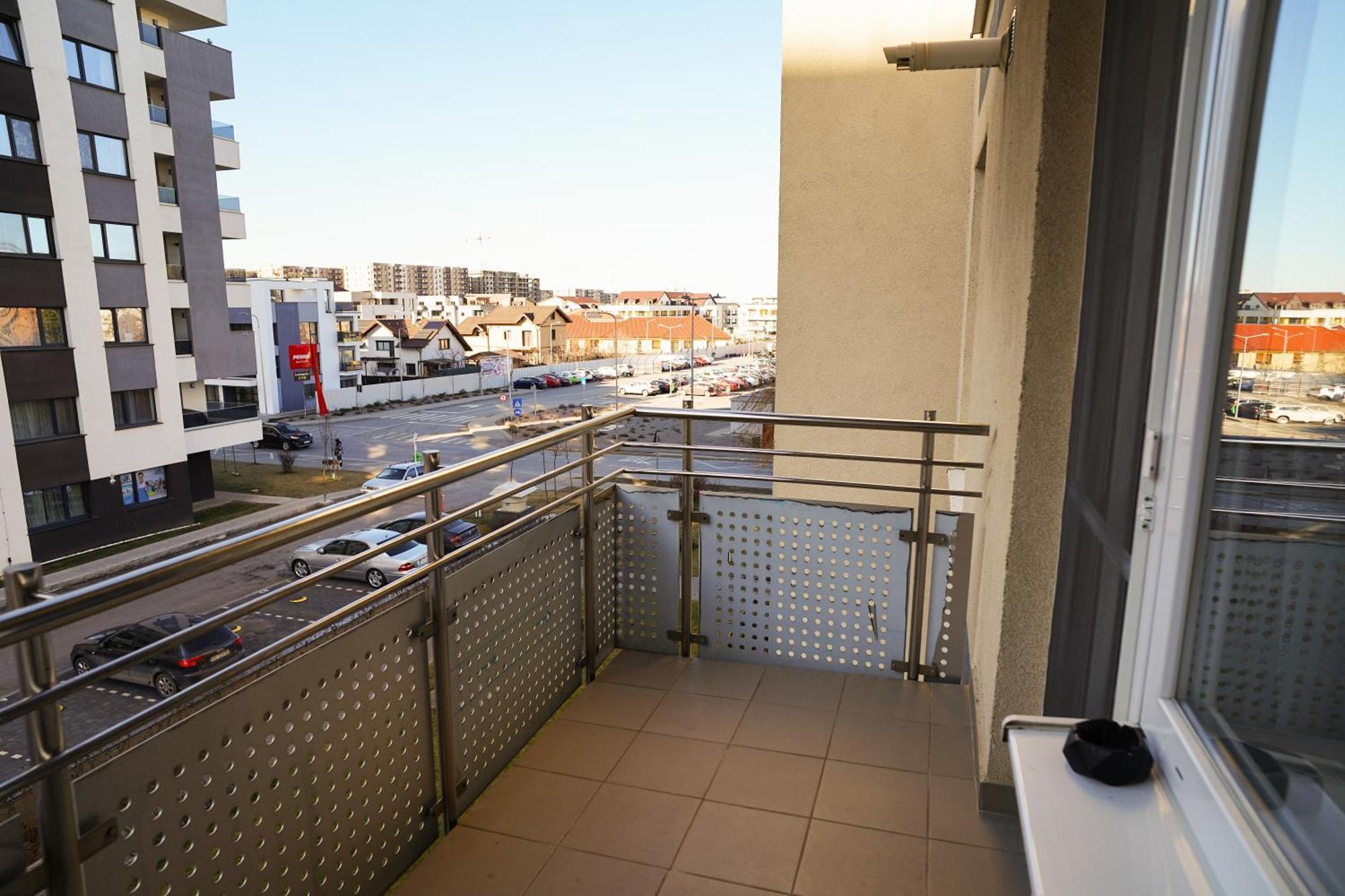 Mirandis Apartments - Comfort & Private Parking Near Coresi Mall Braşov Eksteriør bilde