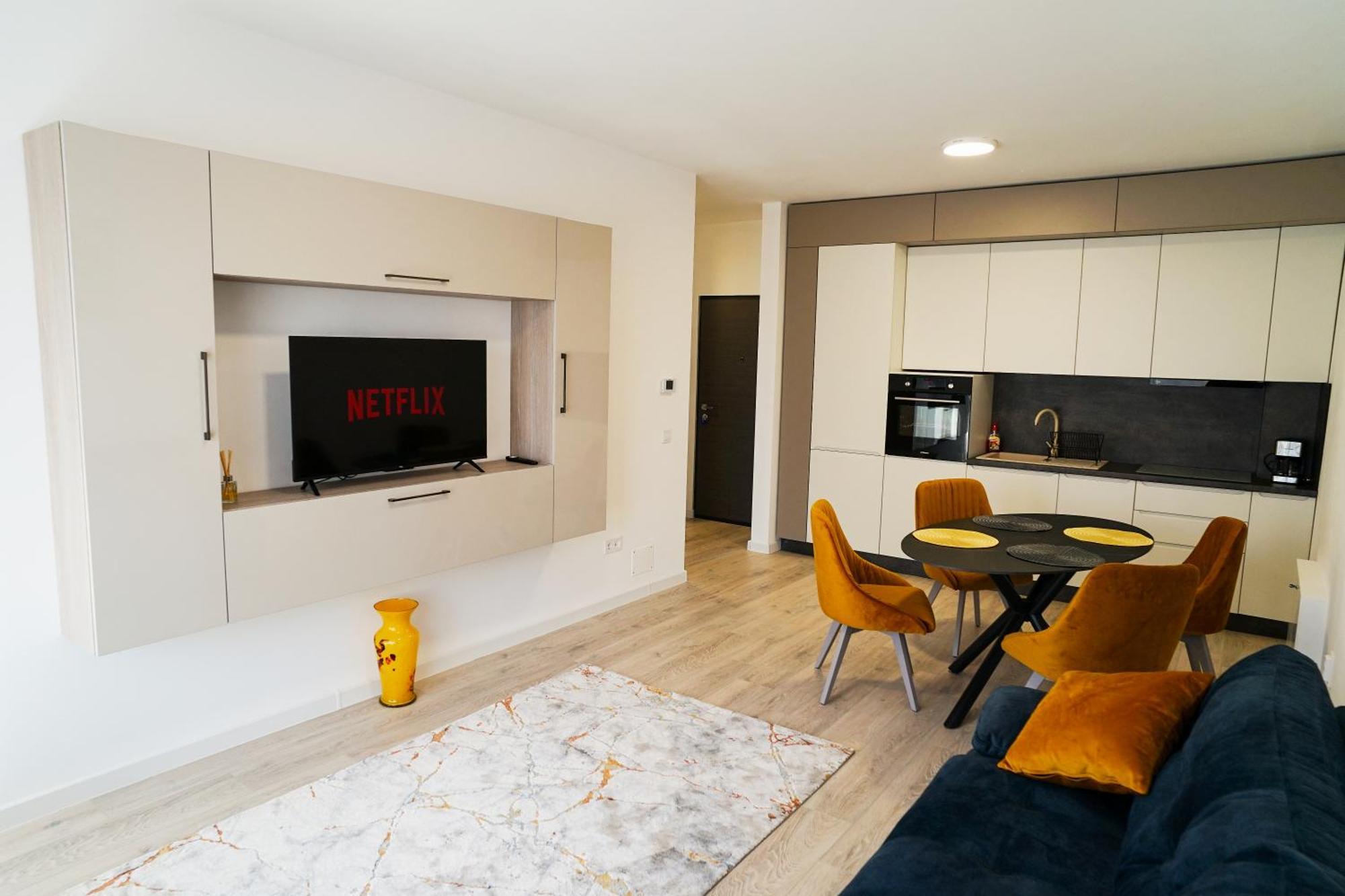Mirandis Apartments - Comfort & Private Parking Near Coresi Mall Braşov Eksteriør bilde